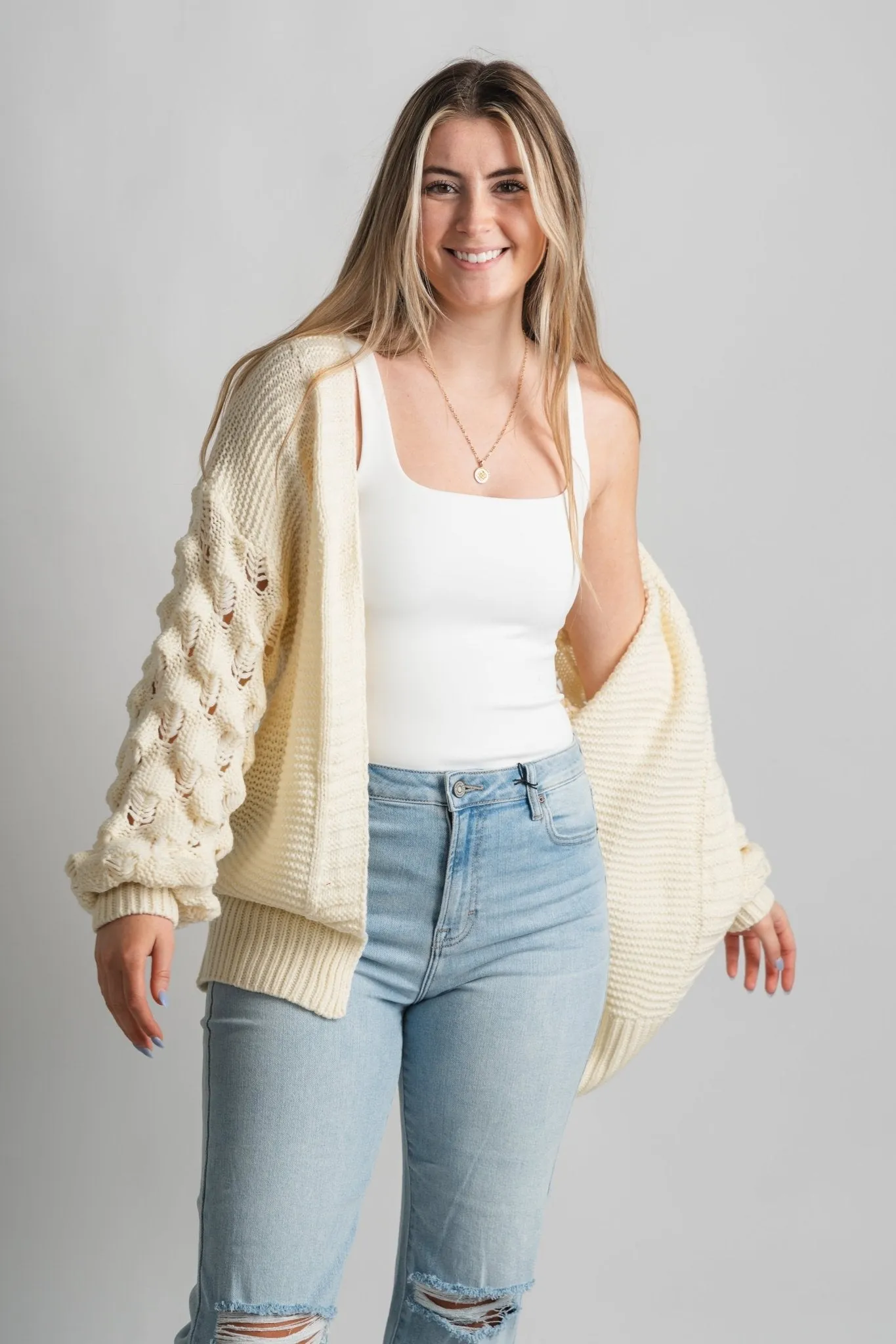 Bubble sleeve cardigan cream