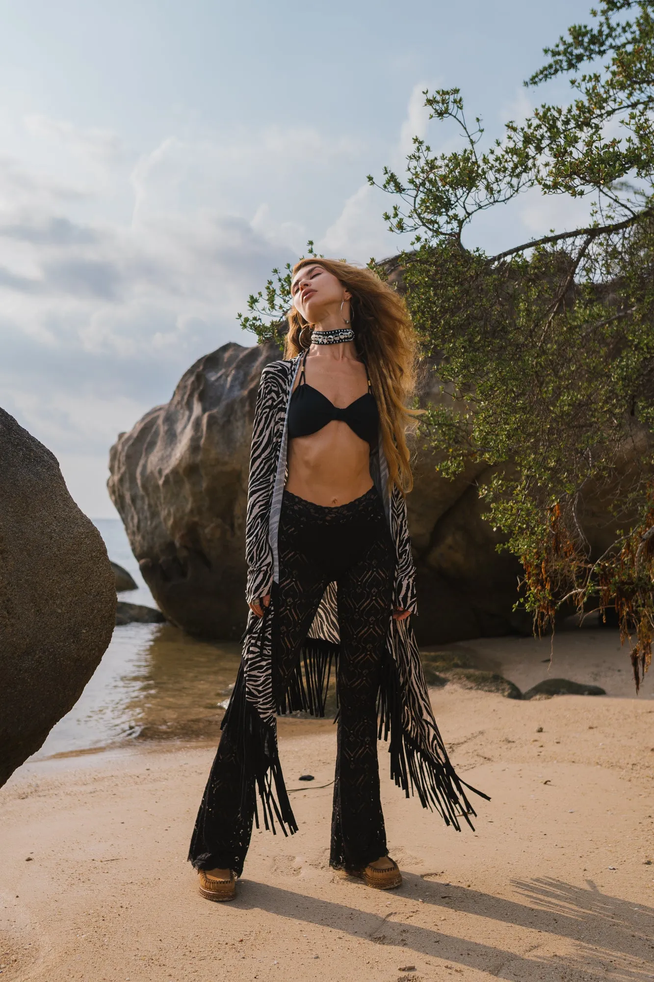 Cardigan in Black and White Print Decorated with Black Fringe