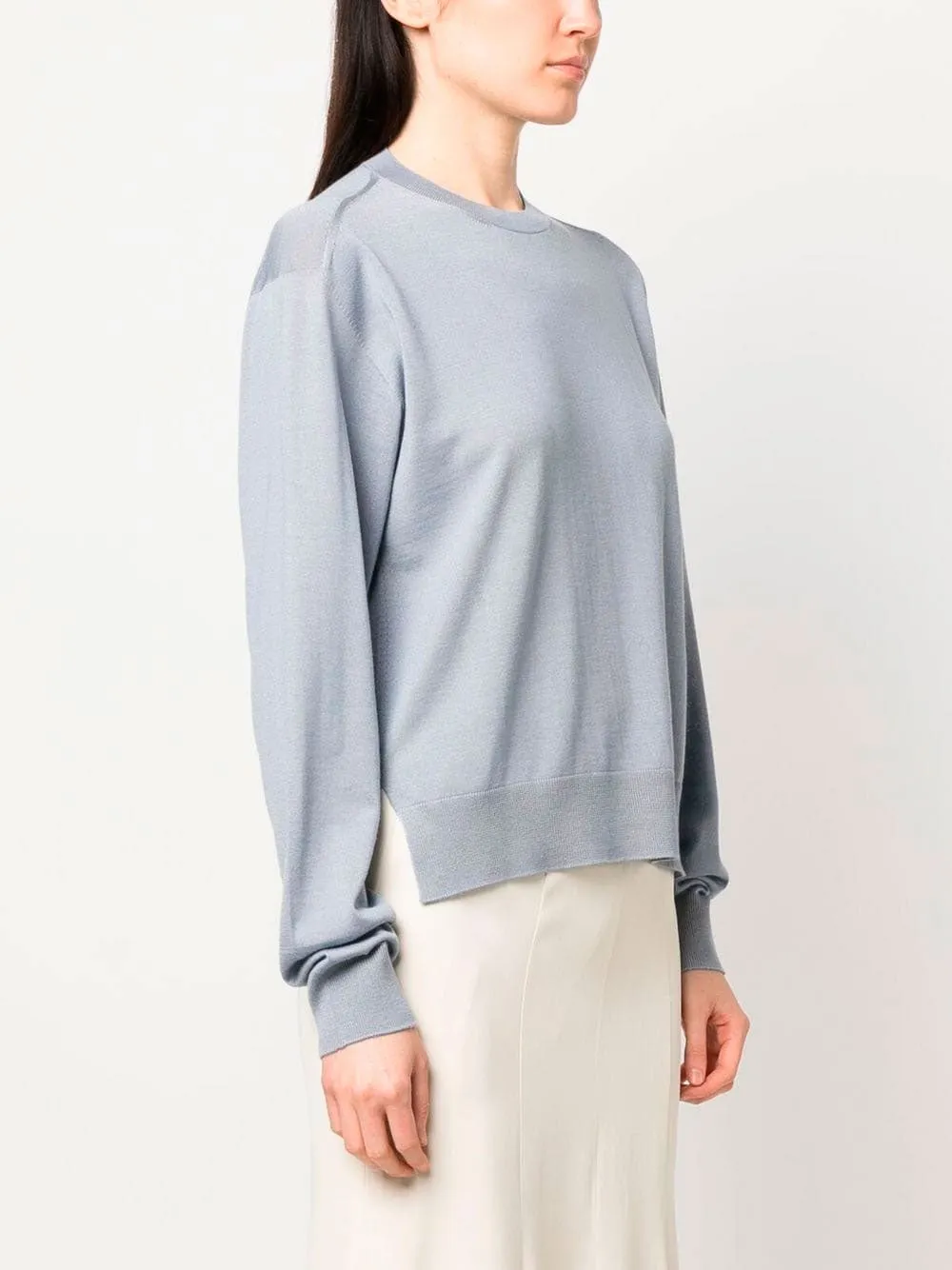 Fine-knit slit jumper