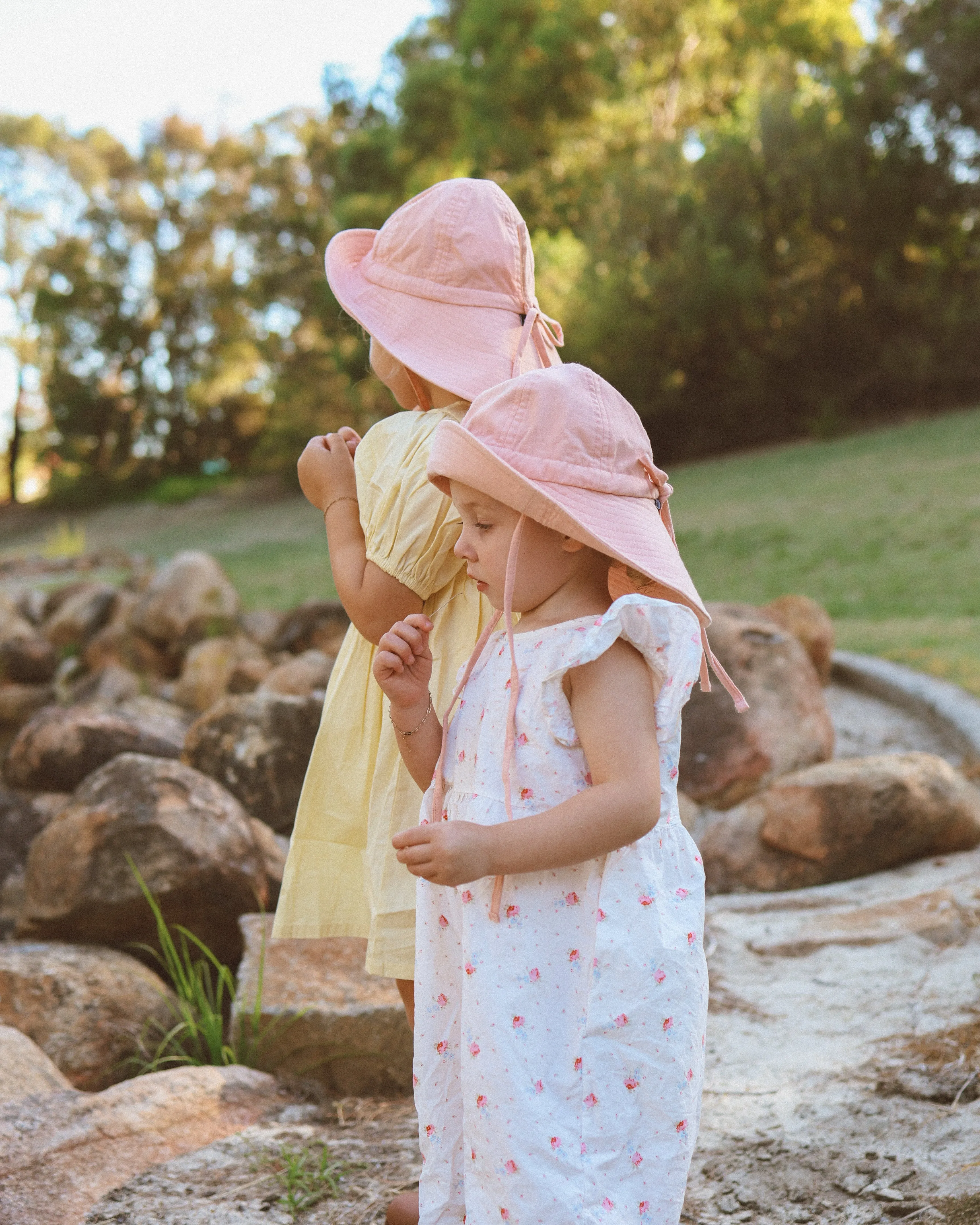 floppy hat | flamingo