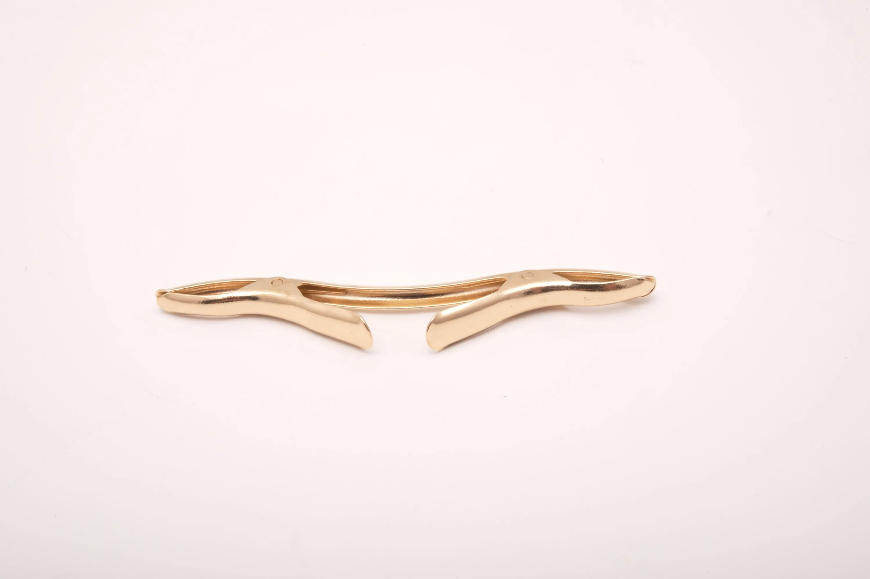 Gold Collar Clip for Narrow Spread Collars