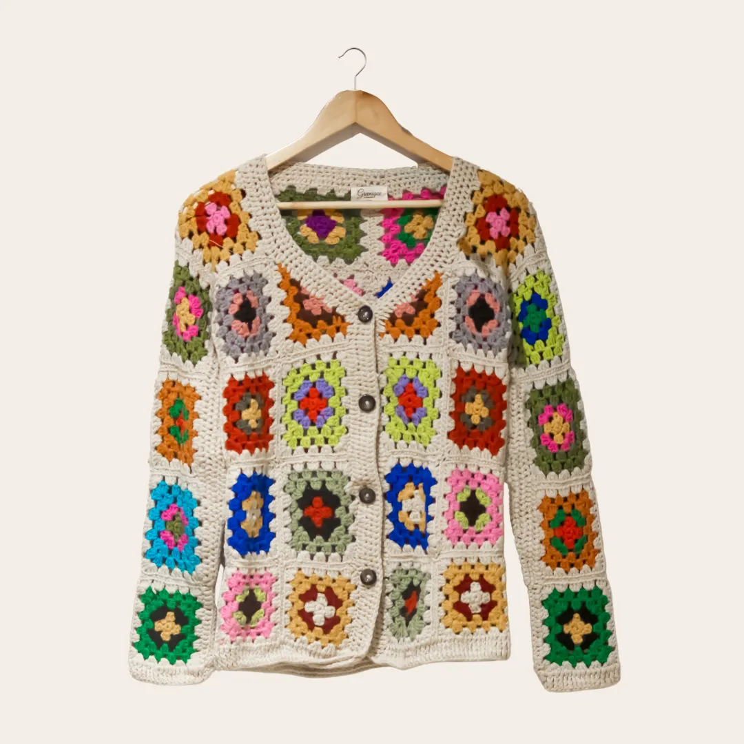Nanami Woolen Cardigan – Elegant, Sophisticated, Handknitted