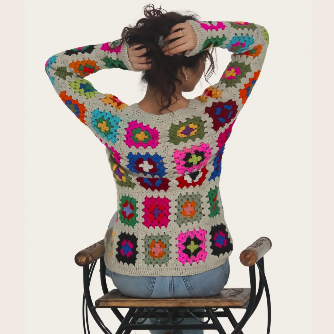 Nanami Woolen Cardigan – Elegant, Sophisticated, Handknitted