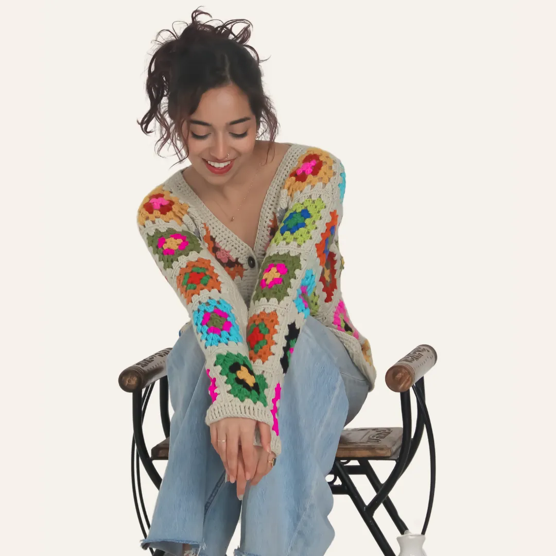 Nanami Woolen Cardigan – Elegant, Sophisticated, Handknitted